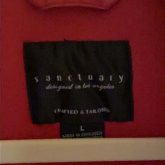 Red jacket - Picture 3 of 3